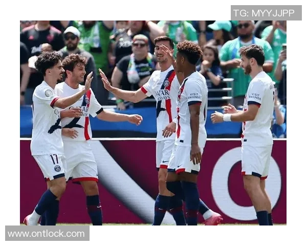 西甲激战:巴黎圣日耳曼逆转多特蒙德红牌事件引发全场热议