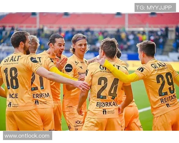 欧冠激战莱比锡与多特蒙德互交白卷争议判罚引发全场热议