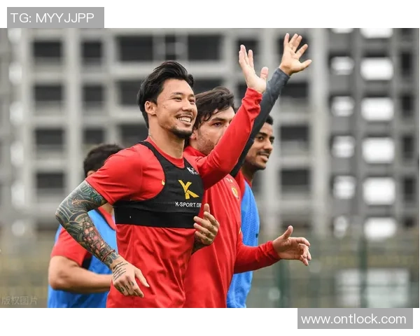 国王杯激战多特蒙德险胜阿森纳四比三转会动态引发热议