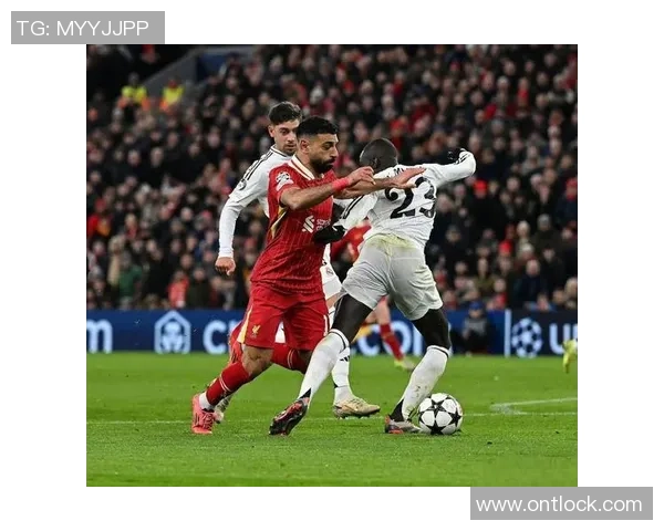 英超经典对决曼联与巴萨战成平局引发全场热议